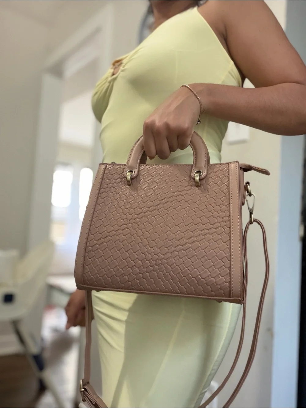 Classic Woven-Texture Tote Bag in Light Brown